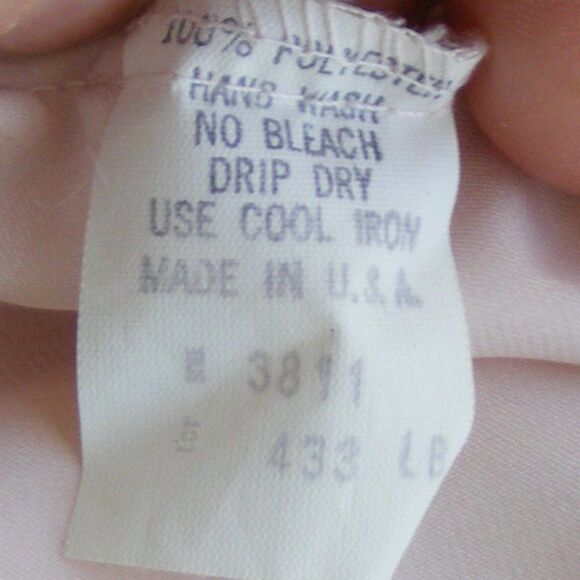 Vintage ILLUSTRATIONS Blouse, S, Lace Front, Statement shoulder, Long sleeve 80s - Picture 12 of 12